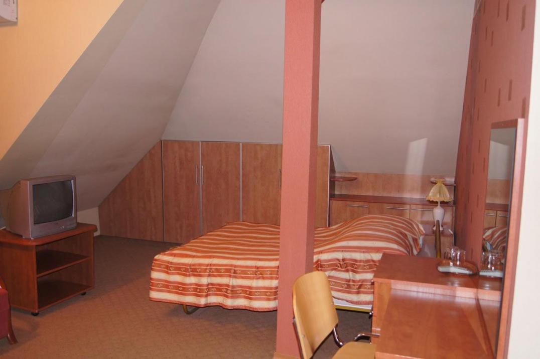 Motel Zacisze Ломжа Экстерьер фото